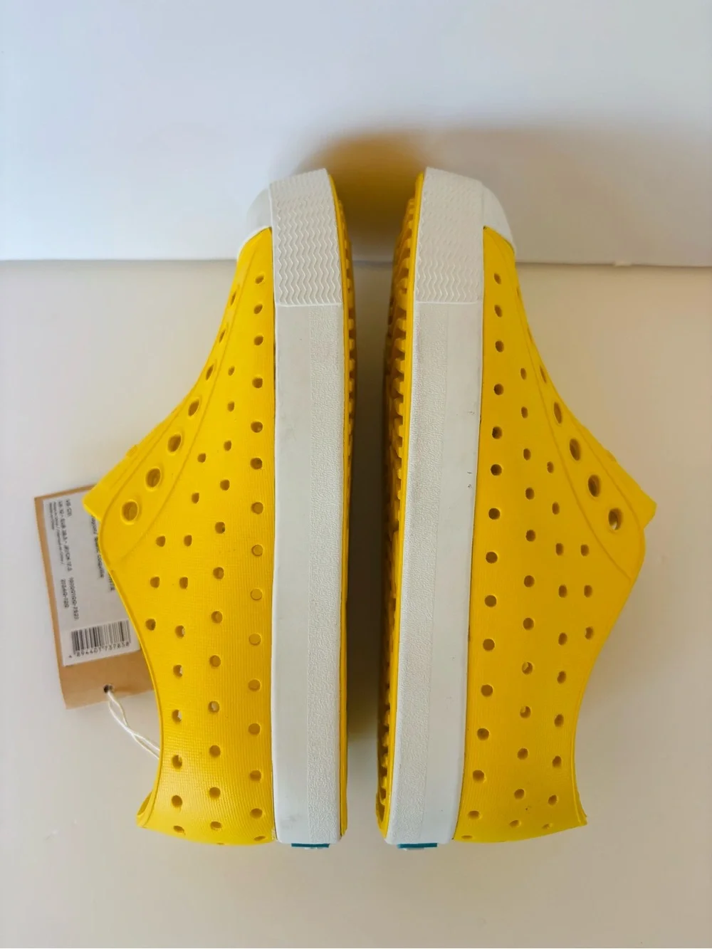 Native Shoes Kids Jefferson Yellow Slip-On Water Sneakers, size 11